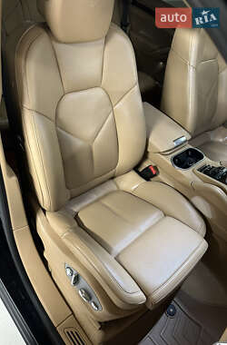 Внедорожник / Кроссовер Porsche Cayenne 2013 в 