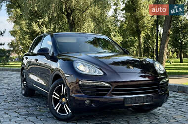 Внедорожник / Кроссовер Porsche Cayenne 2012 в 