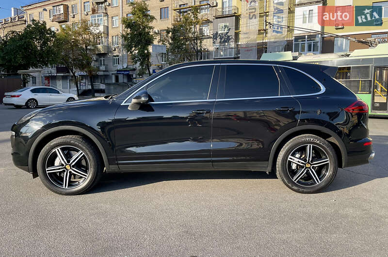 Внедорожник / Кроссовер Porsche Cayenne 2016 в Харькове фото 7 Внедорожник / Кроссовер Porsche Cayenne 2016 в Харькове