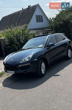 Внедорожник / Кроссовер Porsche Cayenne 2011 в 