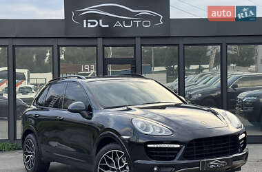 Внедорожник / Кроссовер Porsche Cayenne 2011 в 