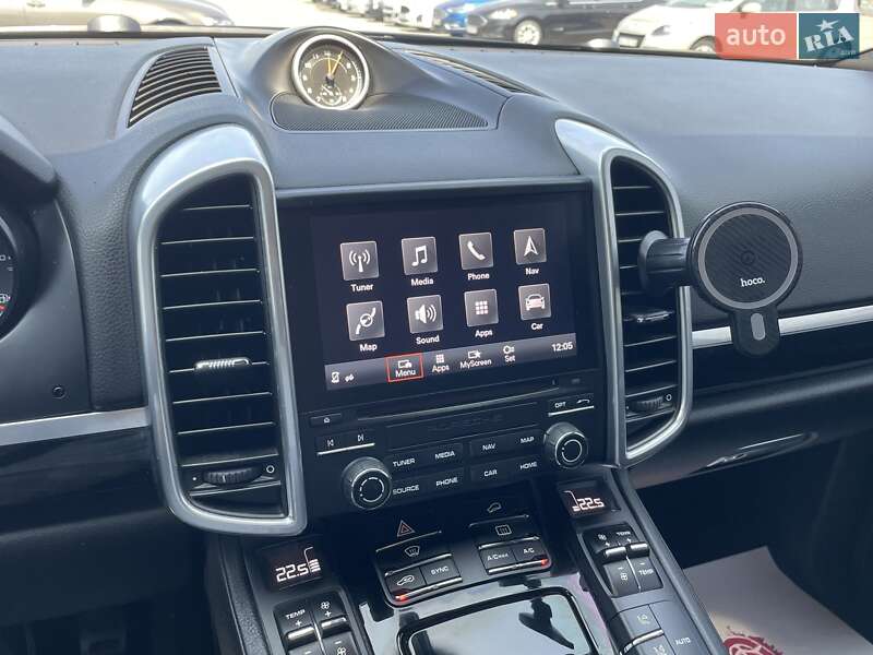 Позашляховик / Кросовер Porsche Cayenne 2016 в Дніпрі