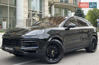 Внедорожник / Кроссовер Porsche Cayenne 2023 в Киеве
