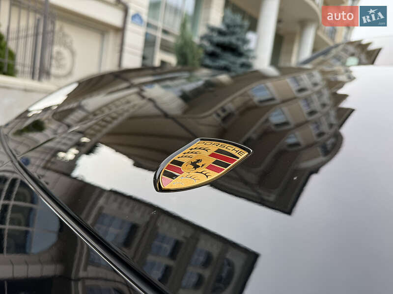 Внедорожник / Кроссовер Porsche Cayenne 2023 в Киеве