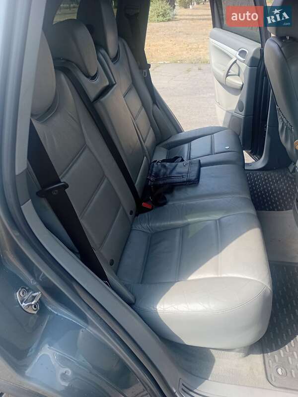 Внедорожник / Кроссовер Porsche Cayenne 2006 в Каменском