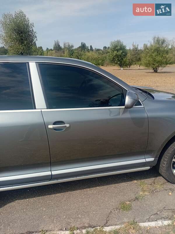 Внедорожник / Кроссовер Porsche Cayenne 2006 в Каменском