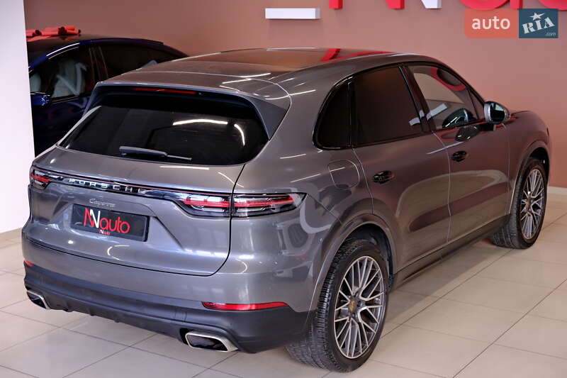 Внедорожник / Кроссовер Porsche Cayenne 2019 в Одессе