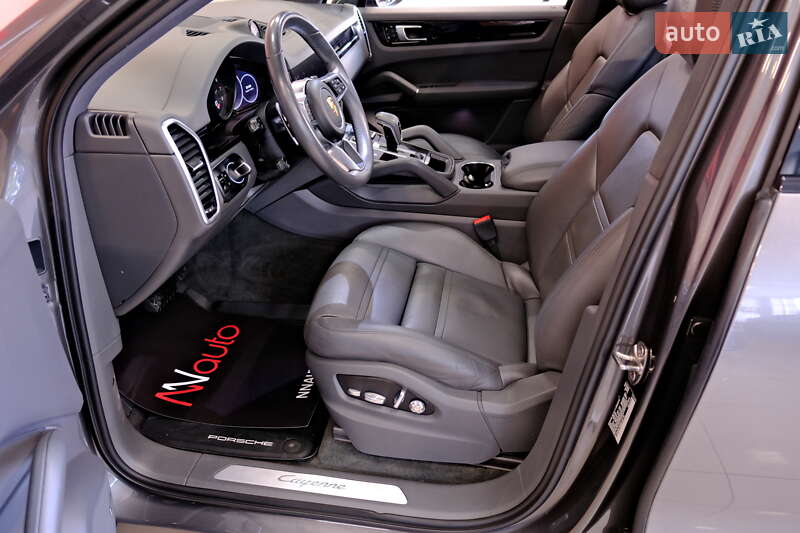 Внедорожник / Кроссовер Porsche Cayenne 2019 в Одессе