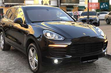 Внедорожник / Кроссовер Porsche Cayenne 2015 в Одессе