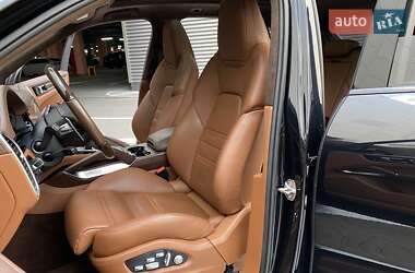 Внедорожник / Кроссовер Porsche Cayenne 2020 в 
