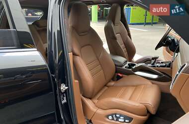 Внедорожник / Кроссовер Porsche Cayenne 2020 в 