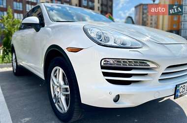 Внедорожник / Кроссовер Porsche Cayenne 2013 в 