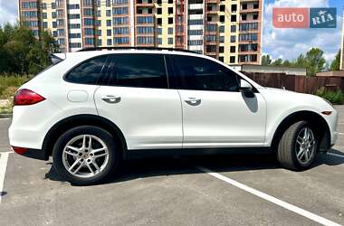 Внедорожник / Кроссовер Porsche Cayenne 2013 в 