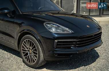 Внедорожник / Кроссовер Porsche Cayenne 2019 в 