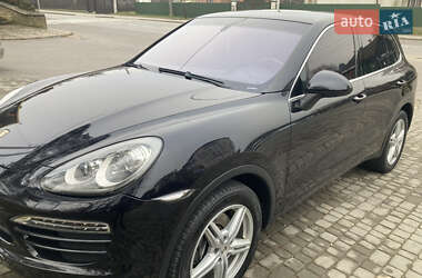Внедорожник / Кроссовер Porsche Cayenne 2010 в 