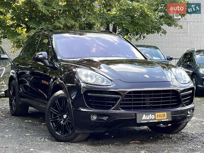 Porsche Cayenne 2011