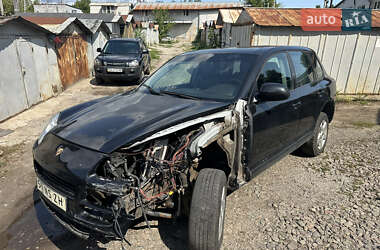 Внедорожник / Кроссовер Porsche Cayenne 2005 в 