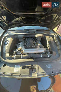 Внедорожник / Кроссовер Porsche Cayenne 2006 в 
