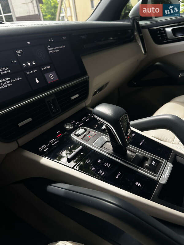 Позашляховик / Кросовер Porsche Cayenne 2019 в Львові