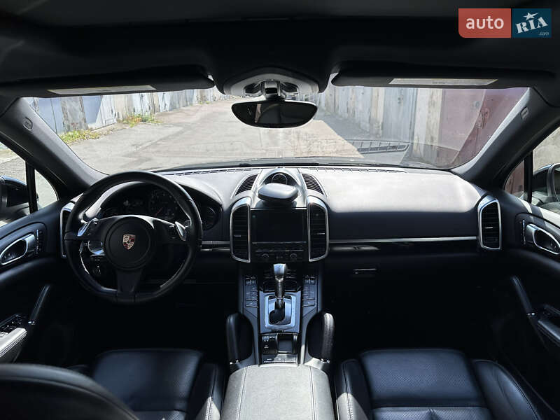 Внедорожник / Кроссовер Porsche Cayenne 2014 в Львове
