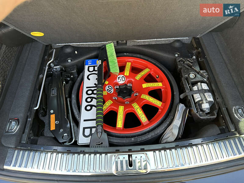 Внедорожник / Кроссовер Porsche Cayenne 2014 в Львове