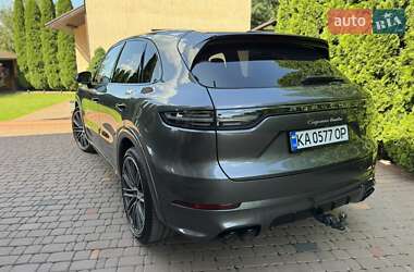 Внедорожник / Кроссовер Porsche Cayenne 2019 в 