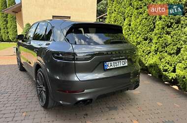 Внедорожник / Кроссовер Porsche Cayenne 2019 в 