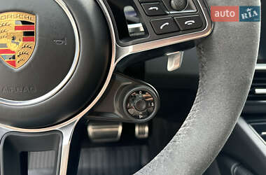 Внедорожник / Кроссовер Porsche Cayenne 2019 в 
