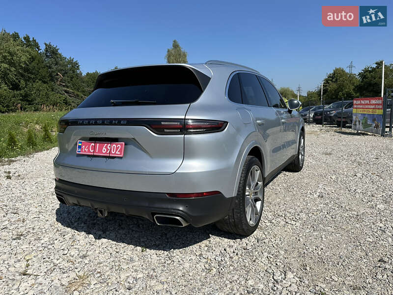 Позашляховик / Кросовер Porsche Cayenne 2019 в Львові