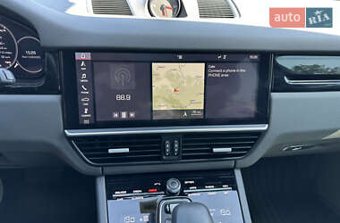 Внедорожник / Кроссовер Porsche Cayenne 2019 в 