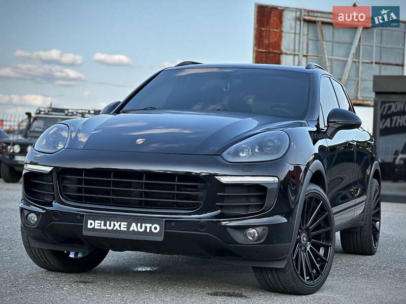 Позашляховик / Кросовер Porsche Cayenne 2017 в Києві