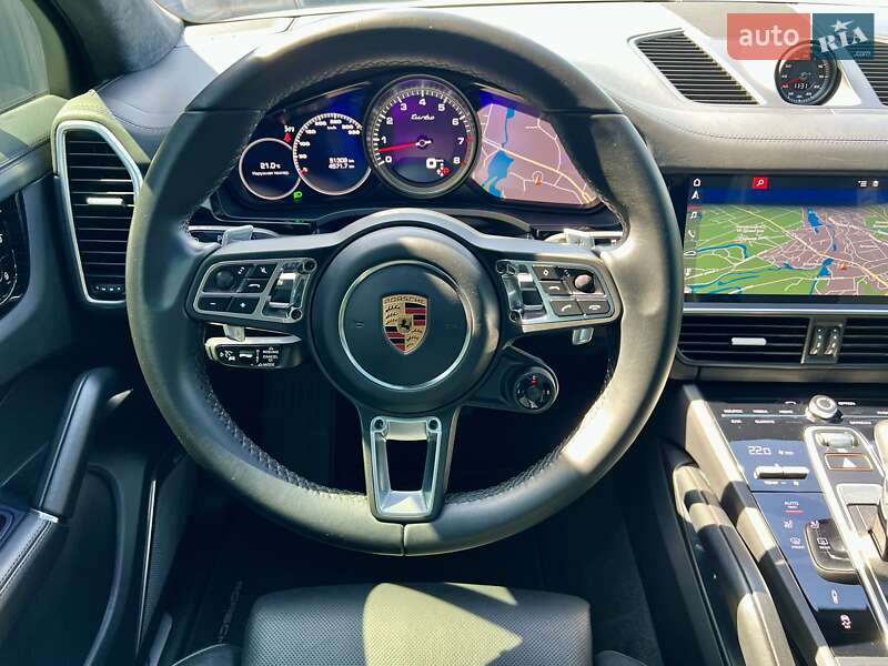 Внедорожник / Кроссовер Porsche Cayenne 2018 в Киеве