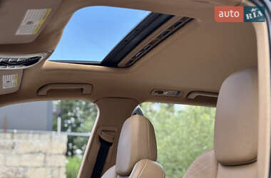 Внедорожник / Кроссовер Porsche Cayenne 2012 в 