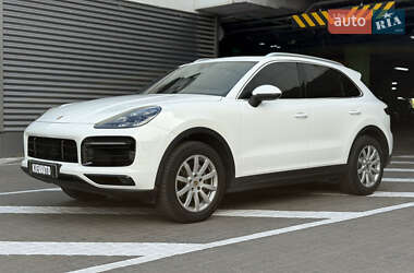 Внедорожник / Кроссовер Porsche Cayenne 2018 в Киеве