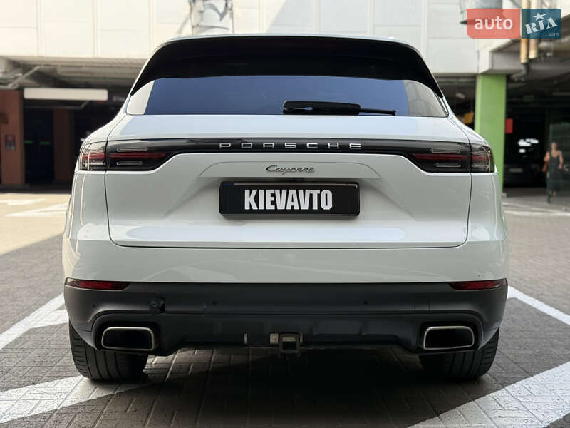 Внедорожник / Кроссовер Porsche Cayenne 2018 в Киеве