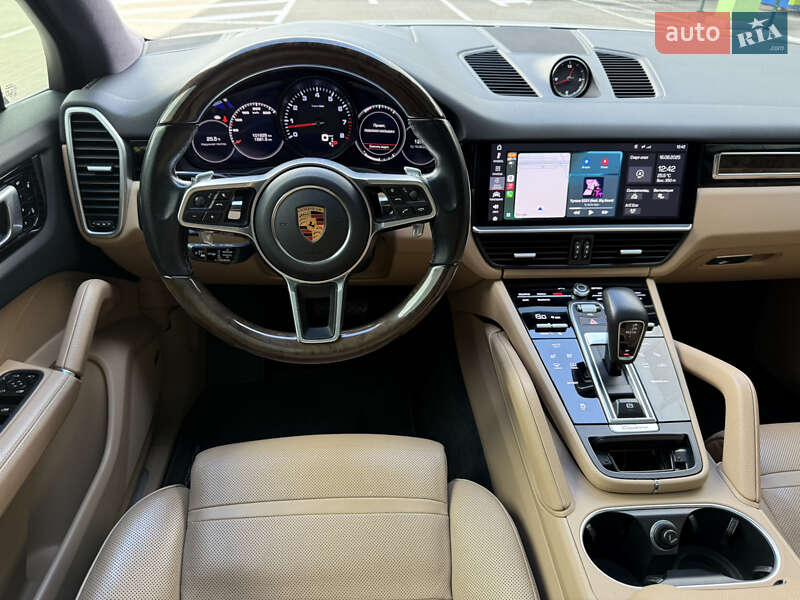 Внедорожник / Кроссовер Porsche Cayenne 2018 в Киеве