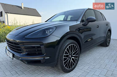 Внедорожник / Кроссовер Porsche Cayenne 2019 в 