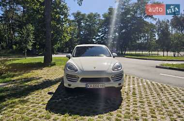 Внедорожник / Кроссовер Porsche Cayenne 2012 в 
