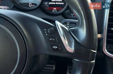 Позашляховик / Кросовер Porsche Cayenne 2014 в 