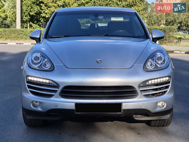 Внедорожник / Кроссовер Porsche Cayenne 2013 в Харькове