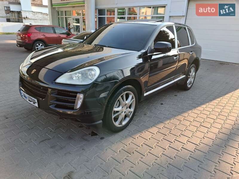 Внедорожник / Кроссовер Porsche Cayenne 2007 в 