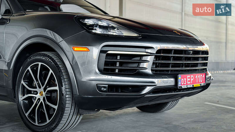 Внедорожник / Кроссовер Porsche Cayenne 2021 в Ровно