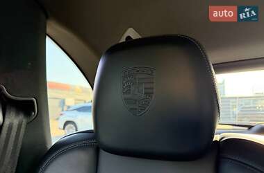 Внедорожник / Кроссовер Porsche Cayenne 2013 в 