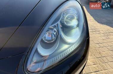 Внедорожник / Кроссовер Porsche Cayenne 2013 в 