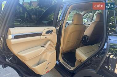 Внедорожник / Кроссовер Porsche Cayenne 2013 в 