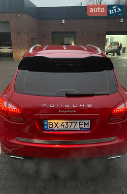 Внедорожник / Кроссовер Porsche Cayenne 2013 в Хмельницком