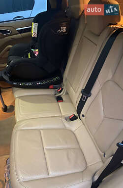 Внедорожник / Кроссовер Porsche Cayenne 2013 в 