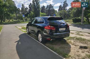 Внедорожник / Кроссовер Porsche Cayenne 2013 в 