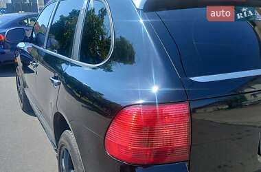 Позашляховик / Кросовер Porsche Cayenne 2006 в 