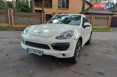 Внедорожник / Кроссовер Porsche Cayenne 2011 в Чернигове